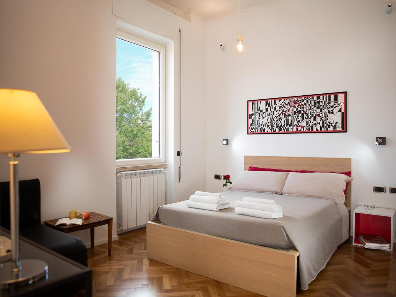 Room In Roma Isole Buitenkant foto